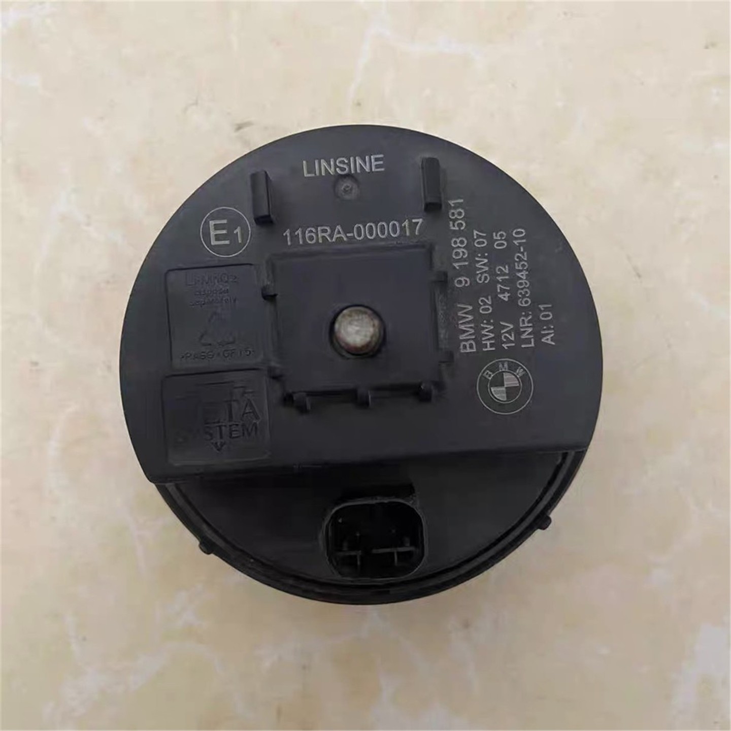 适用5系520/525/523/X5X6/730/740/E60F18应急报警器防盗喇叭