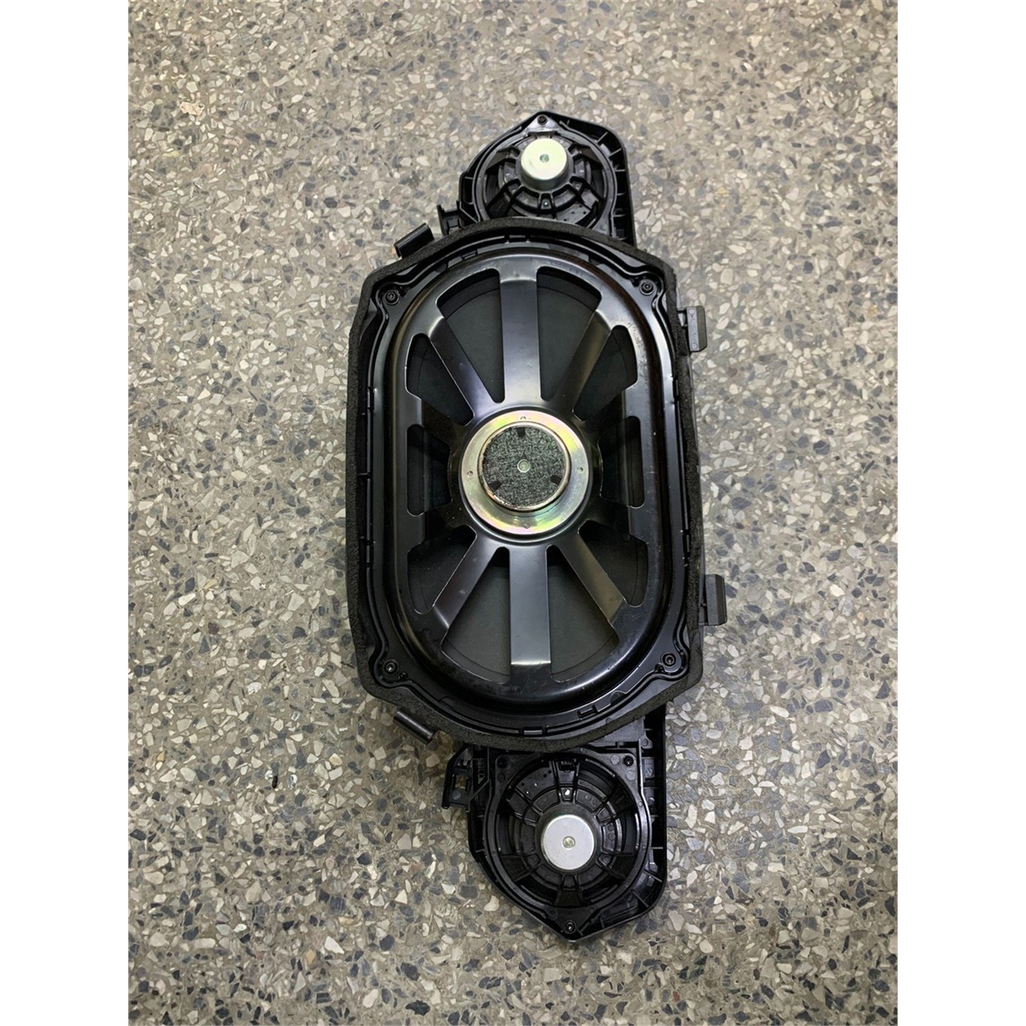 W221后平台喇叭S600 S500 S350 S300低音炮 L7哈曼卡顿喇叭