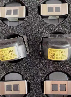 奔驰W204W212雨量传感器C180C200C260C300E200E260光线传感器雨感