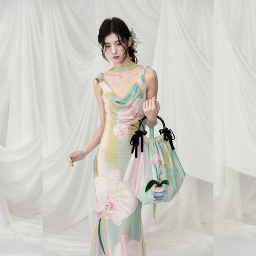 MildRate蝶兰梦影圆环手拎包