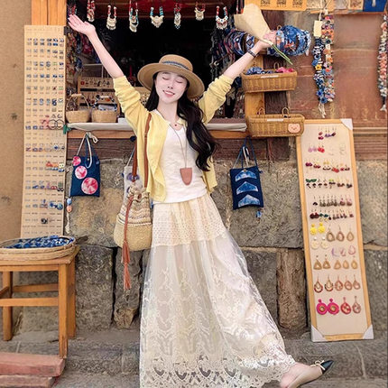 黄色套装裙子2025新款今年流行爆款夏日绝美独特漂亮冷淡系连衣裙