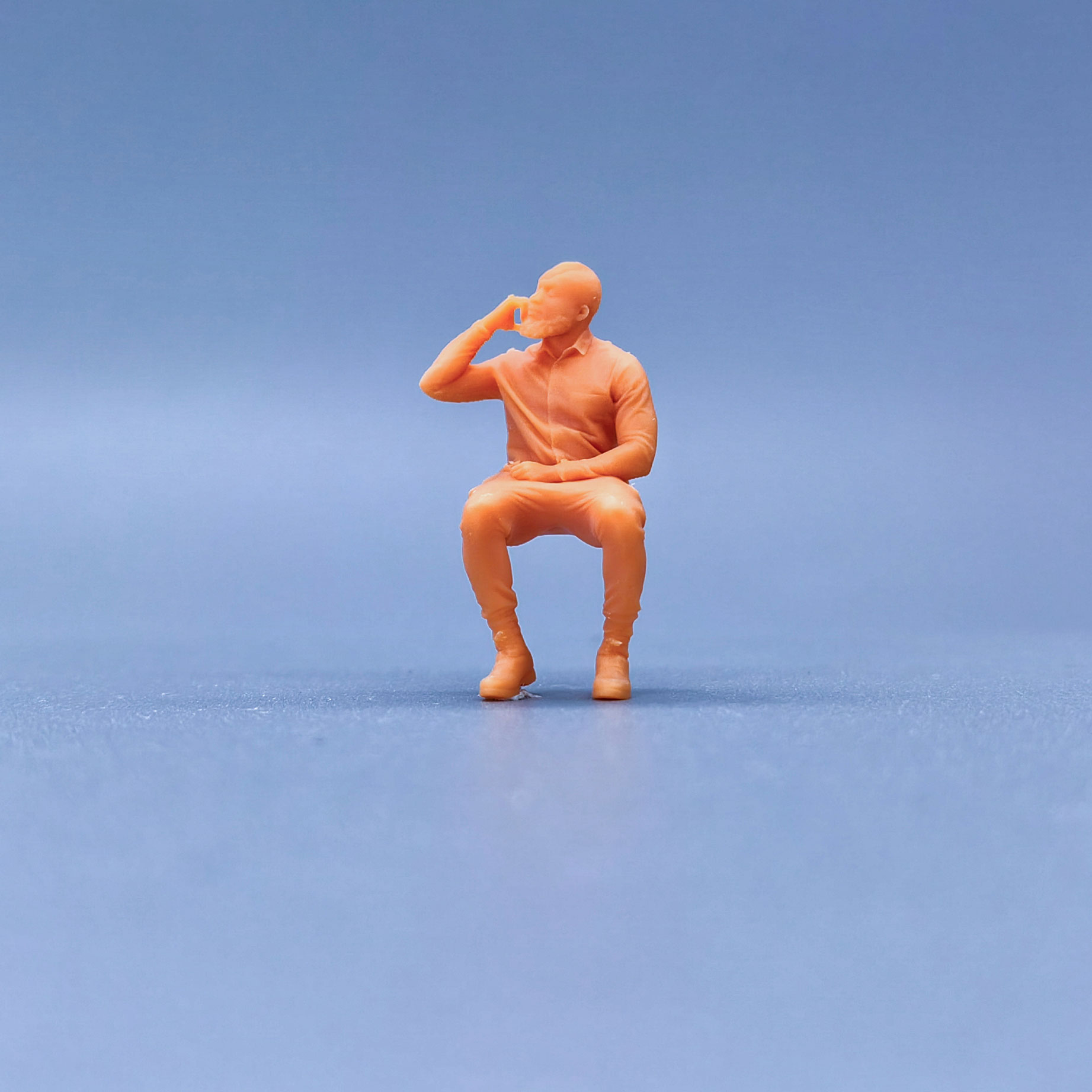 通话中的大胡子人偶SuperGe