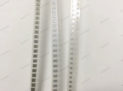 ECPU1C334MA5  ECPU1C154MA5  ECPU1C105MA5 涤纶薄膜电容CBB松下