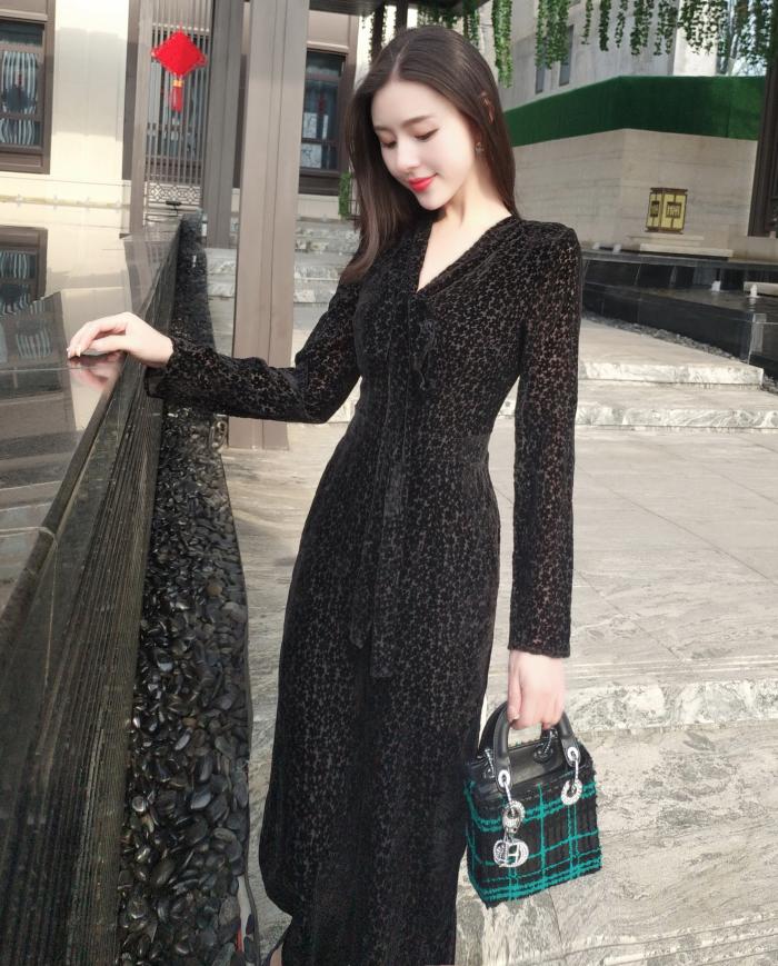 2019新款春夏黑纱女修身气质黑色连衣长裤丝绒烂花连体阔满200元可用20元优惠券