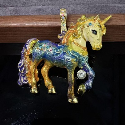 国潮骏马轻奢手工珐琅磁吸吊坠