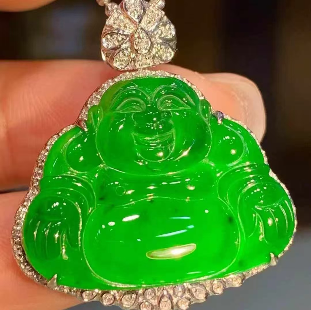 18K金钻石镶嵌 天然A货翡翠佛公吊坠 尺寸19.5*25mm 重4.2克