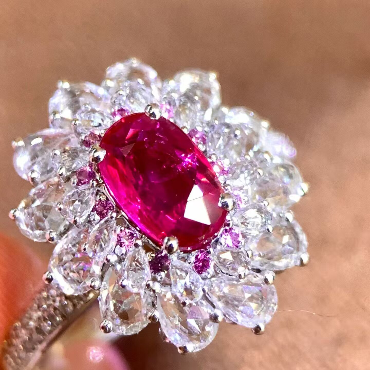 清新脱俗的莫桑比克天然红宝石戒指 主石1.01克拉 日常百搭小精品