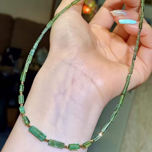 18K金百搭好看天然绿碧玺项链 尺寸5.2*2.9mm-13*4.8mm 晶体透亮