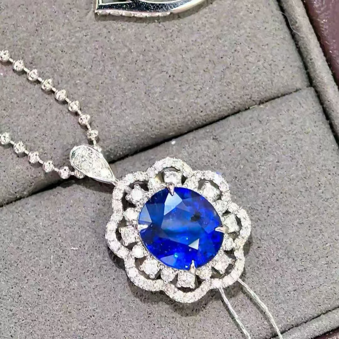 18K金钻石镶嵌 大克拉皇家蓝蓝宝石两用款 主石3.98ct 浓郁鲜艳