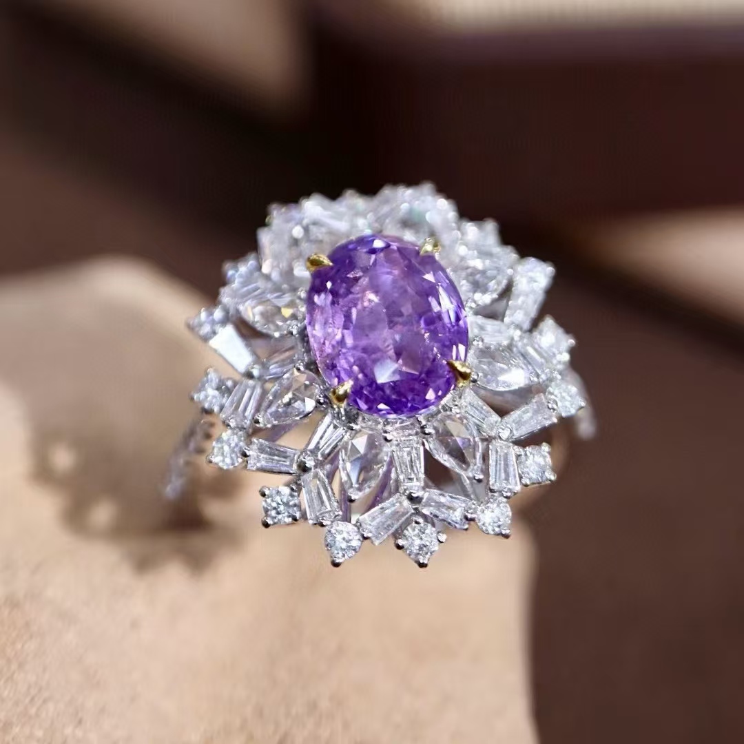 18K金钻石镶嵌 无烧紫蓝宝石戒指 主石1.45克拉 上手高级大气