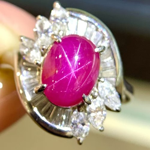 PT900钻石镶嵌 3.13ct无烧星光红宝石戒指 犀利六线星光 圆润饱满