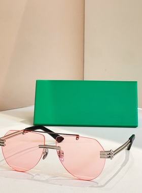 2025新款欧美个性无框切边墨镜女潮高颜值海洋片蛤蟆镜男太阳眼镜