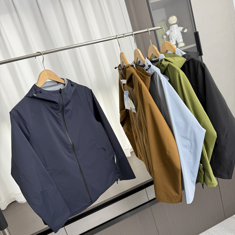 镇店牛货！3D立体剪裁！外贸男装秋季轻薄防风户外休闲冲锋衣外套