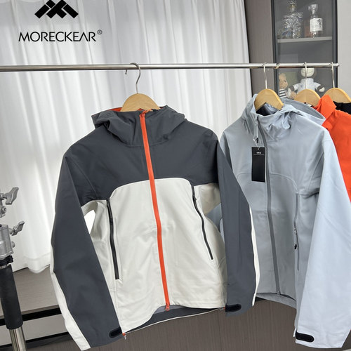 休闲冲锋衣连帽夹克外套