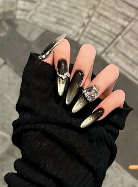 黑色猫眼高质量穿戴甲美甲2025新年款闪钻秋冬高级感富家千金长款
