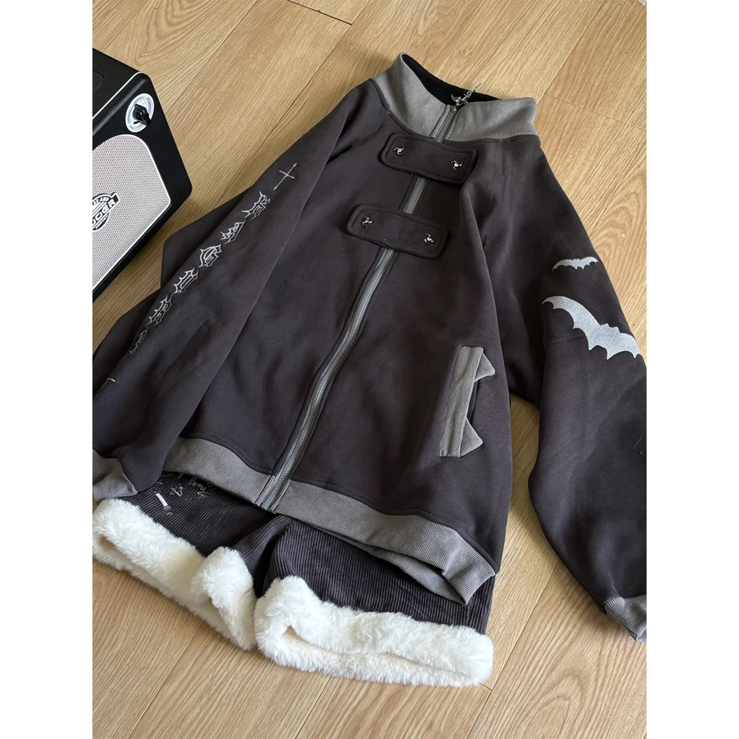 二次元轻亚感拉链卫衣外套开衫