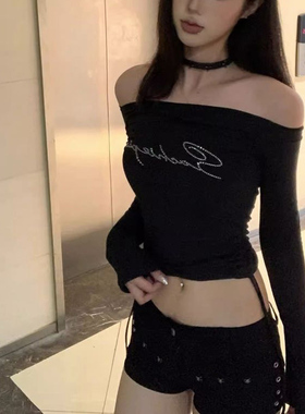 辣妹纯欲黑色一字肩女字母烫钻绑带露肩长袖修身显瘦春秋上衣ins