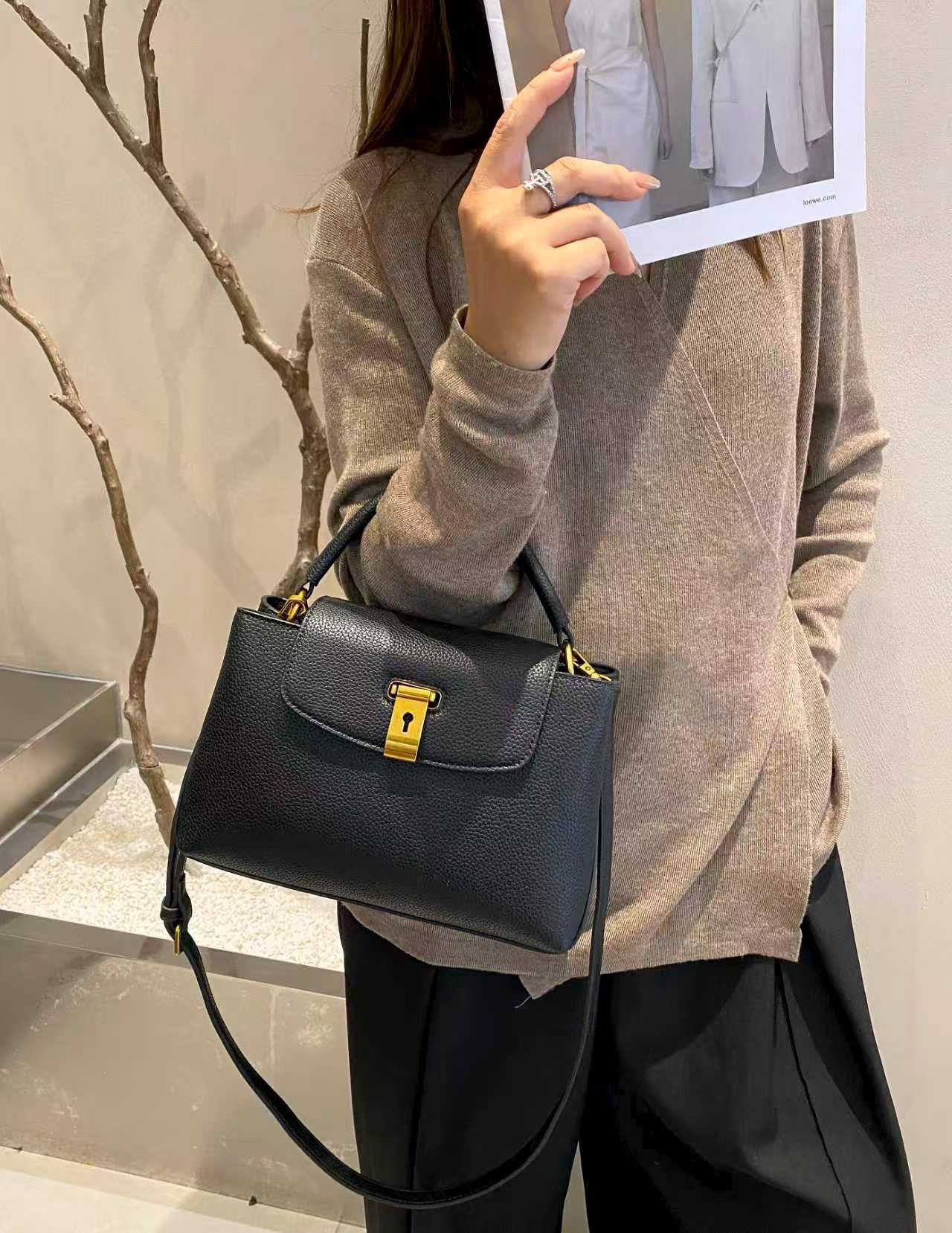 美缇女包荔枝纹手提单肩斜挎百搭