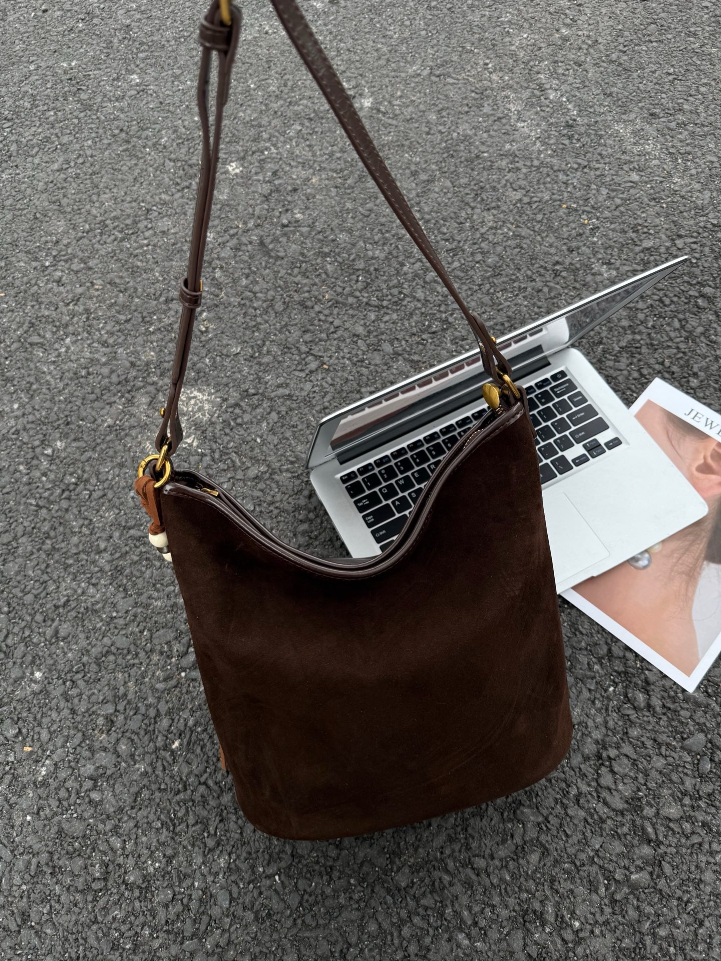 同丰女包磨砂皮腋下水桶单肩斜挎