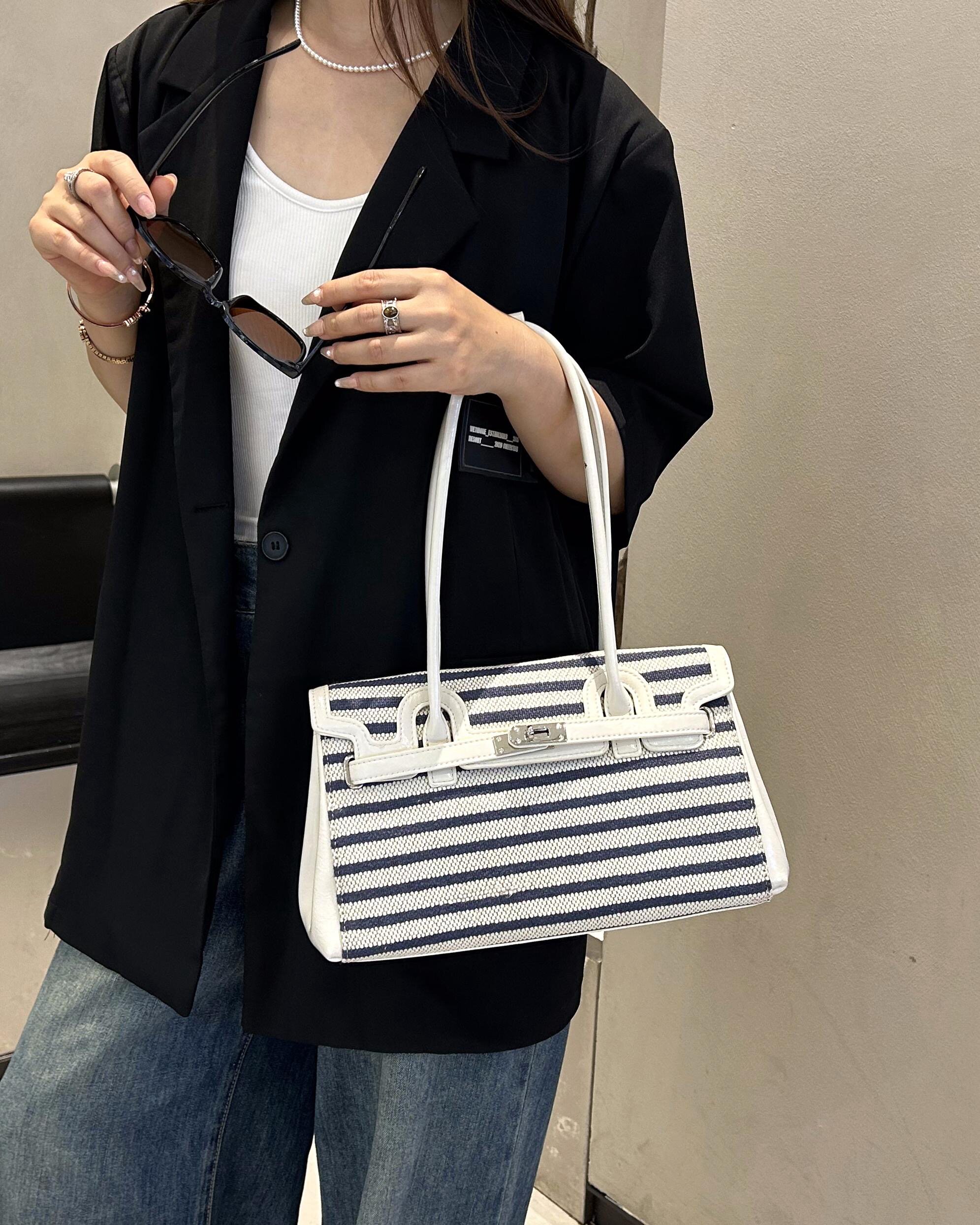 美缇女包条纹布横款凯莉单肩通勤