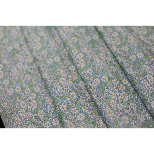 【068069-1】Lib**ty小雏菊100支长纤棉幅宽138cm，定制不退换