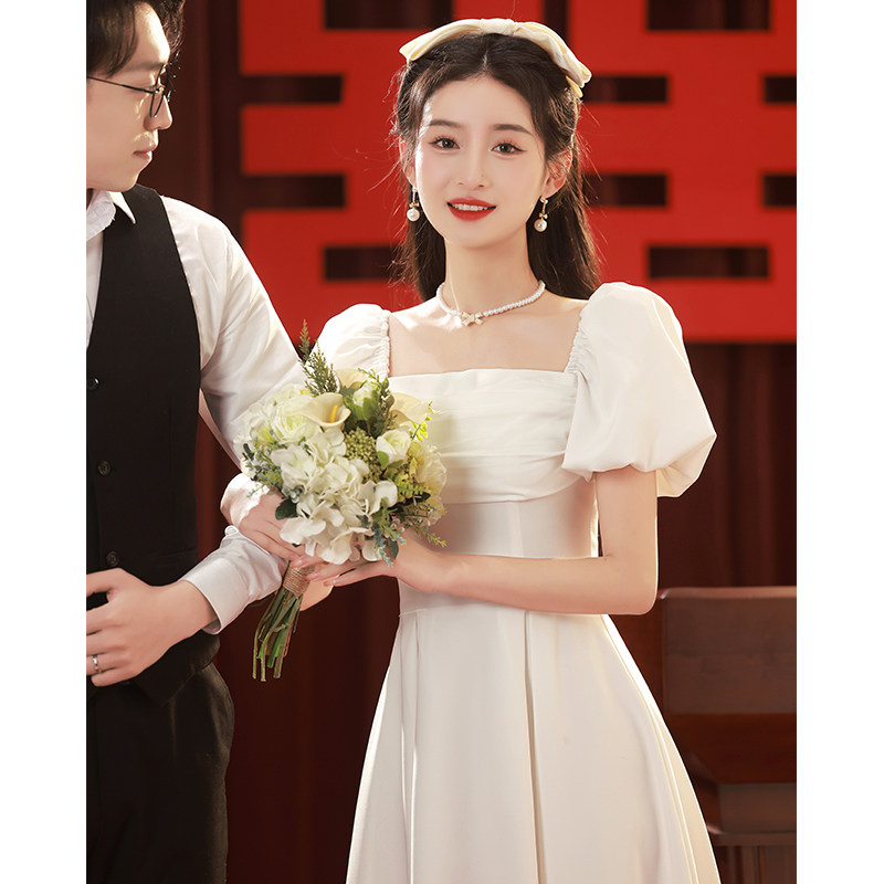 订婚连衣裙领证登记春夏新中式图片