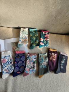 皆ming川风格 棉质 森女 春秋冬款 中筒女袜 花卉 出口单