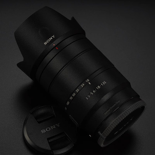 适用于索尼E18-135 F3.5-5.6镜头保护贴膜18135贴纸皮纹