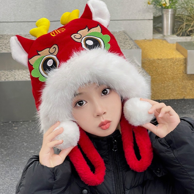 新年红色毛绒帽子鹿角国潮