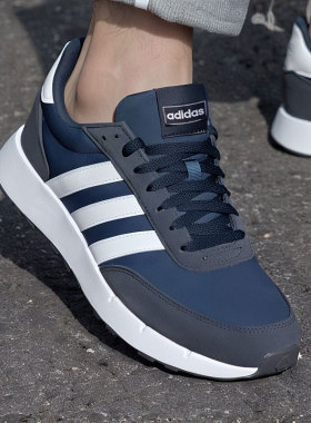 阿迪达斯男女鞋夏季新款复古运动鞋耐磨情侣蓝色百搭跑步鞋JS3022