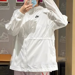 Nike耐克夏季新款轻薄防晒外套女户外登山运动上衣休闲透气防风衣
