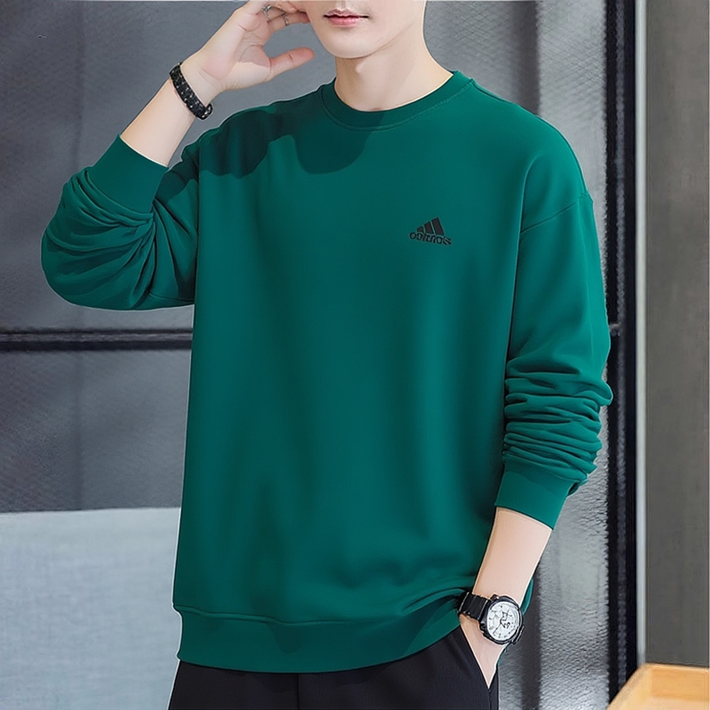 阿迪达斯运动卫衣男套头衫简约小标绿色针织圆领纯棉卫衣外套