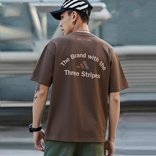 阿迪达斯T恤男夏季新款美式复古半袖棕色字母篮球纯棉短袖KF0125