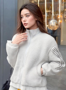 正品假一赔十阿迪达斯外套女秋