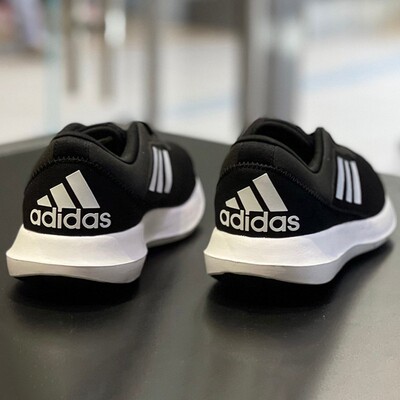 阿迪达斯CORERACER舒适休闲跑步鞋男子正品轻便运动鞋网面透气