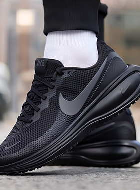 Nike耐克运动鞋男鞋2026新款户外黑武士跑鞋 REVOLUTION 8跑步鞋