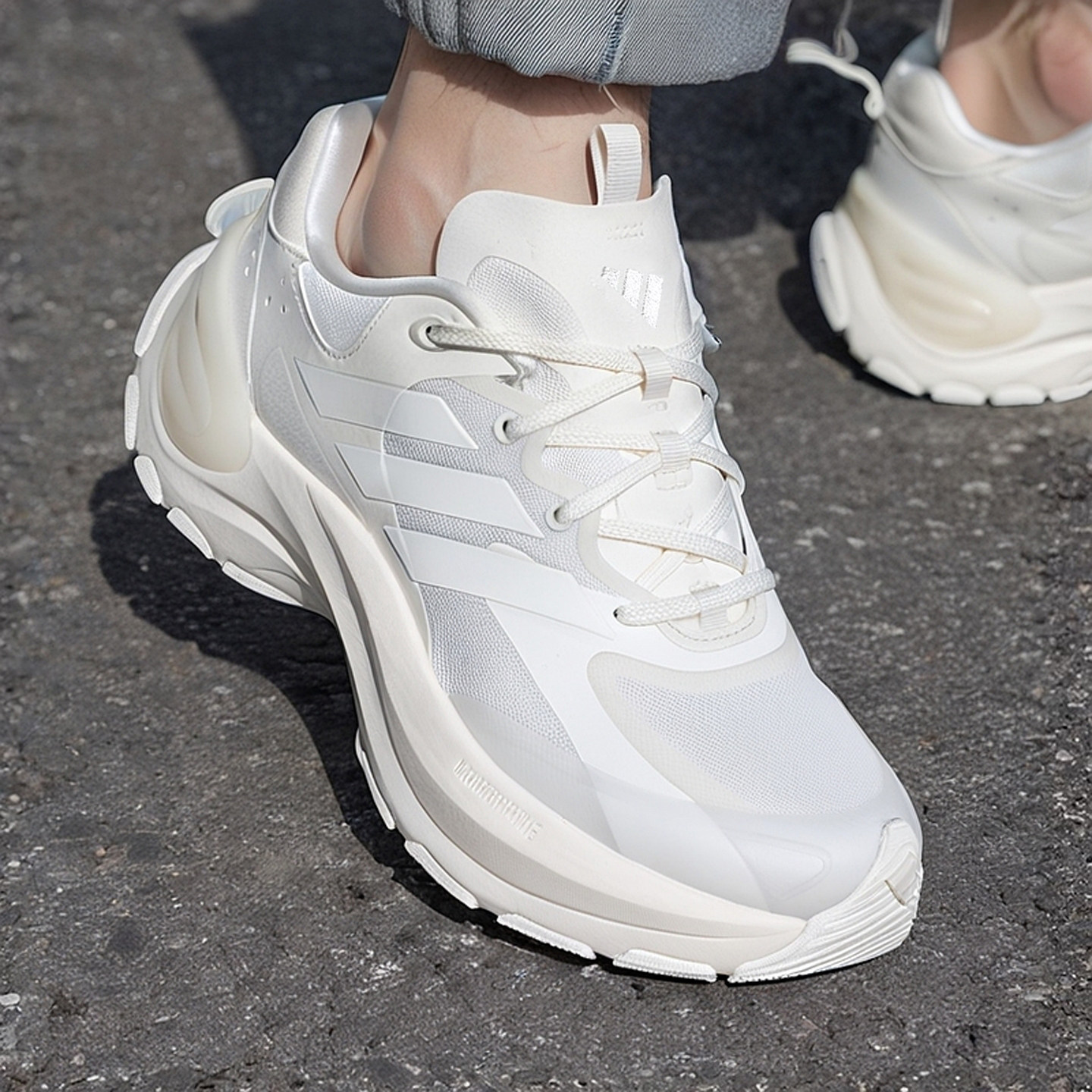 阿迪达斯老爹鞋男秋季新款透气厚底休闲运动白色复古美式缓震男鞋