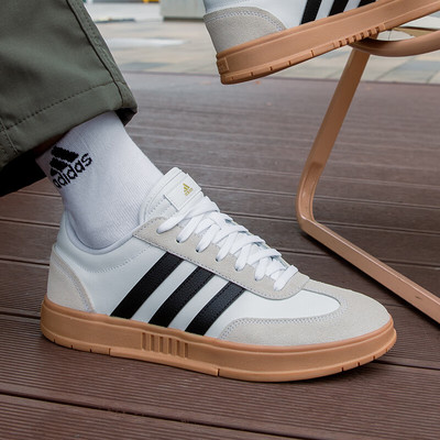 阿迪达斯休闲鞋男鞋秋季运动鞋T字经典德训鞋轻便网球板鞋IE9044