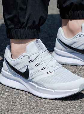NIKE耐克男鞋新款RUN SWIFT 3运动鞋网面透气休闲鞋灰色跑步鞋男