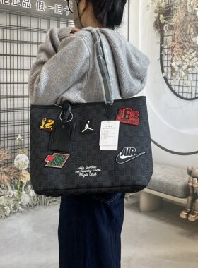 Jordan乔丹皮面单肩包AJ斜挎包新款男包女包轻便手提包正品休闲包