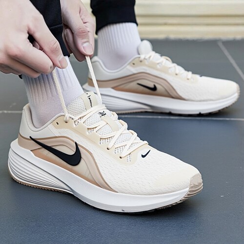 Nike耐克鞋子2026年新款跑步鞋厚底运动鞋透气网鞋缓震男鞋IB1895
