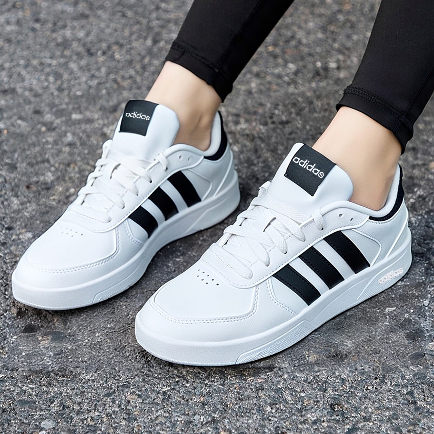 阿迪达斯板鞋女夏季新款透气轻便复古百搭耐磨低帮皮面休闲小白鞋