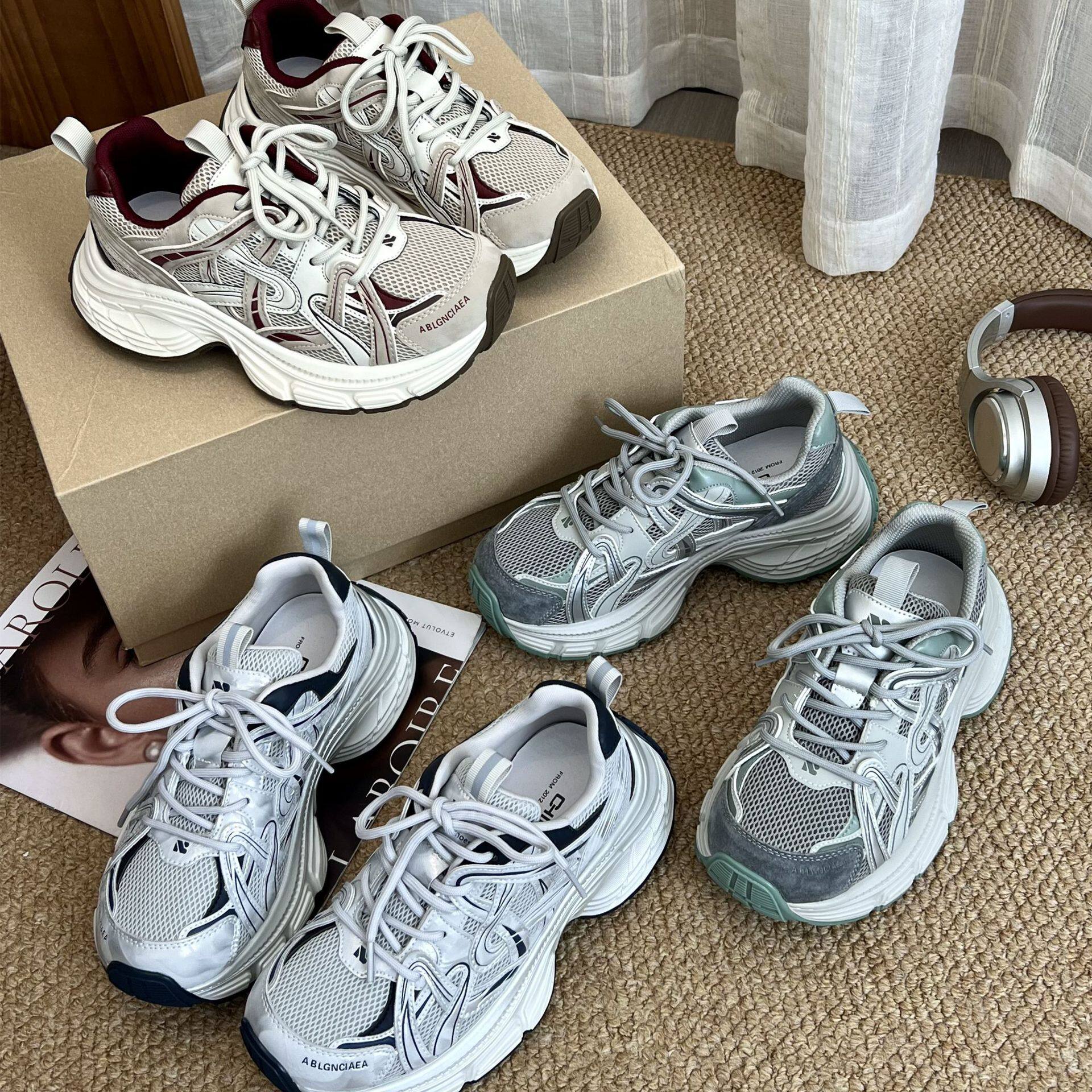 超火爆款老爹鞋女2025秋冬新款网面透气轻便厚底休闲运动慢跑潮鞋