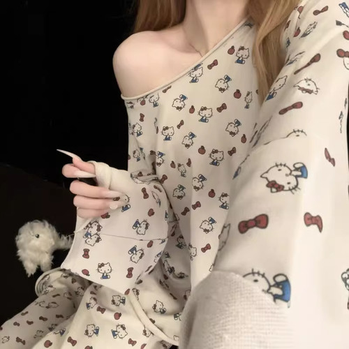 可爱hellokitty睡衣女漏肩家居服