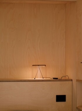 点光意大利Flos To-Tie台灯 现代极简LED玻璃透明主卧室床头玄关