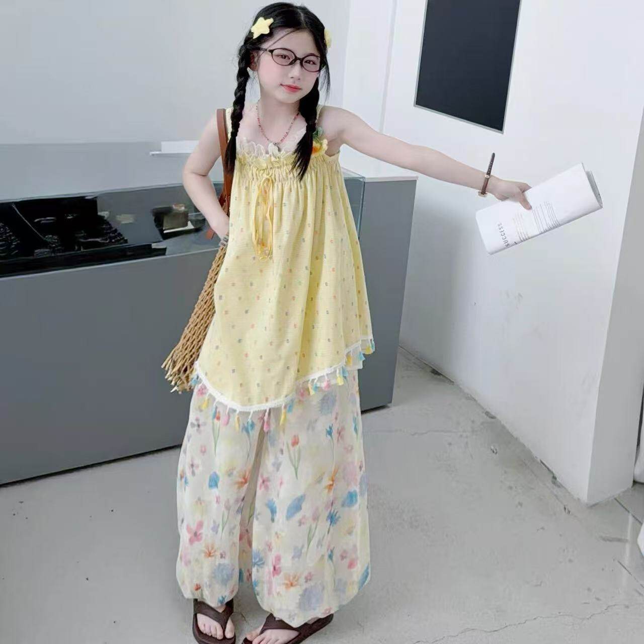 女童夏季2026新款洋气时髦韩版时尚夏装女孩流苏吊带沙滩阔腿裤