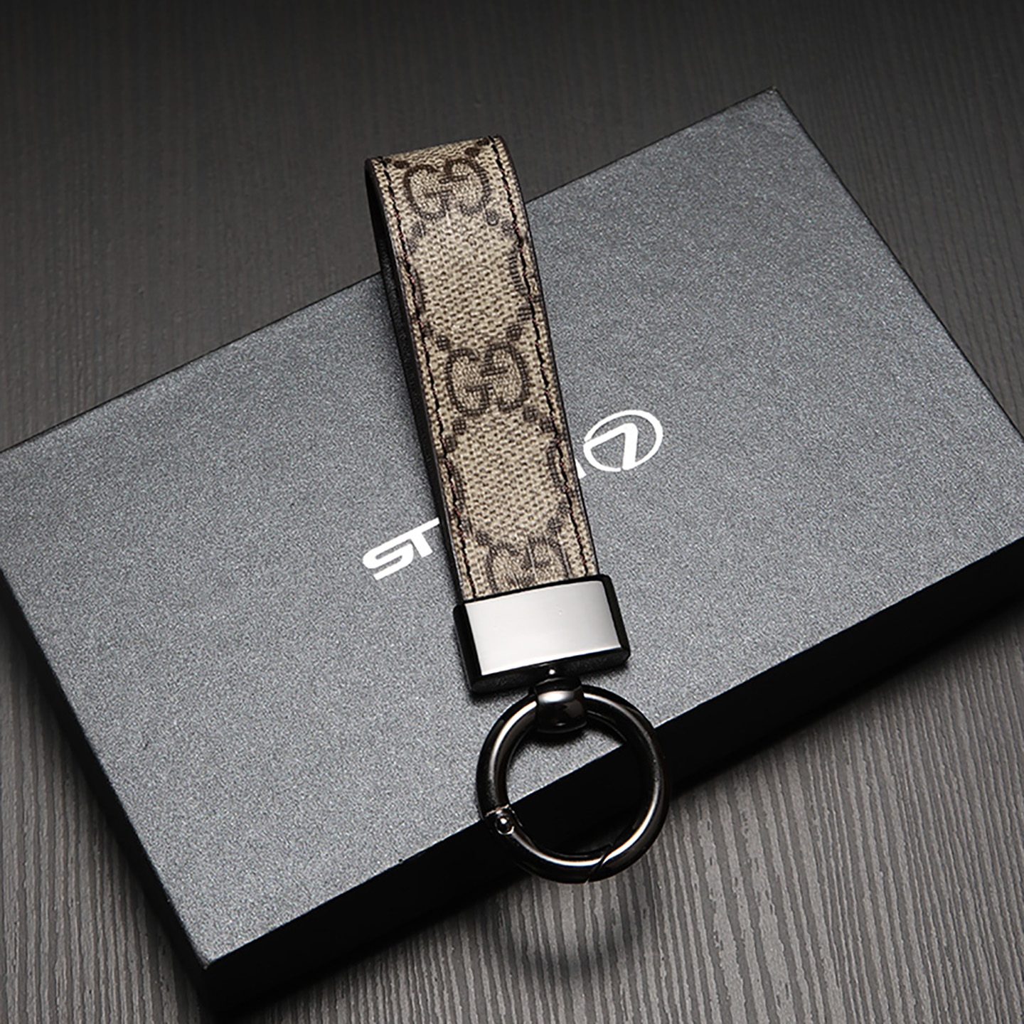 复古手工牛皮钥匙扣真皮钥匙扣创意礼物汽车情侣钥匙环链挂链皮绳