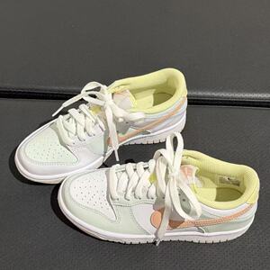 耐克正品现货 NIKE Dunk 经典低帮复古休闲运动女板鞋IV2861-181