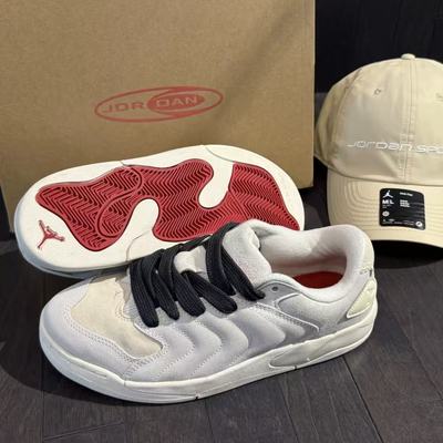 正品耐克休闲面包板鞋