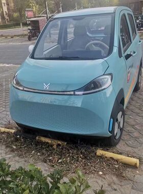 金彭蚁客电动车冰川蓝色专用车漆白色自喷漆冰沙绿色划痕修补漆笔